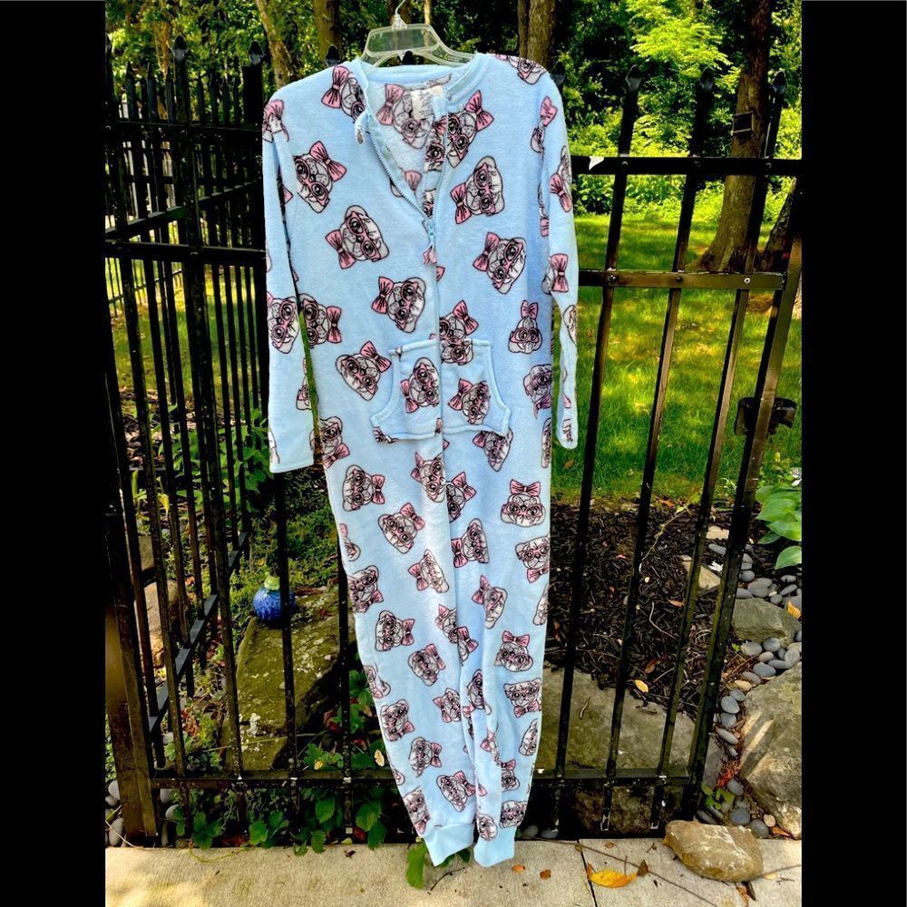 LOVE TO LOUNGE soft cozy onesie in Pug Print
